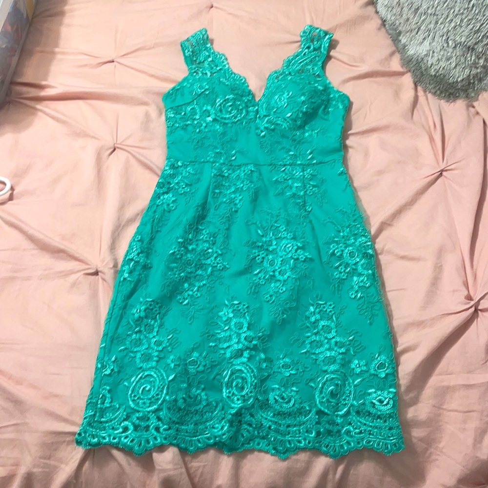 Gorgeous Soiéblu lace stitched cocktail dress.  Stunning mint green color!